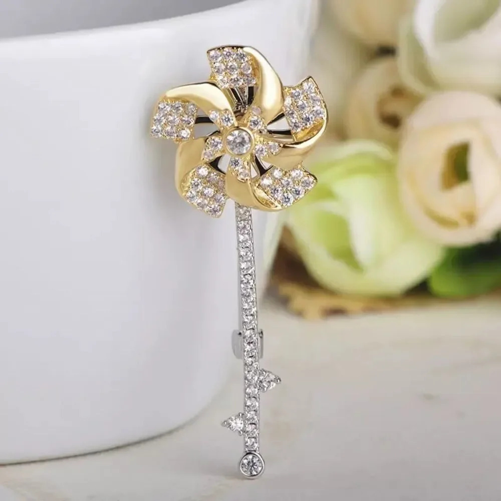 VQ Rhinestones Windmill Brooch